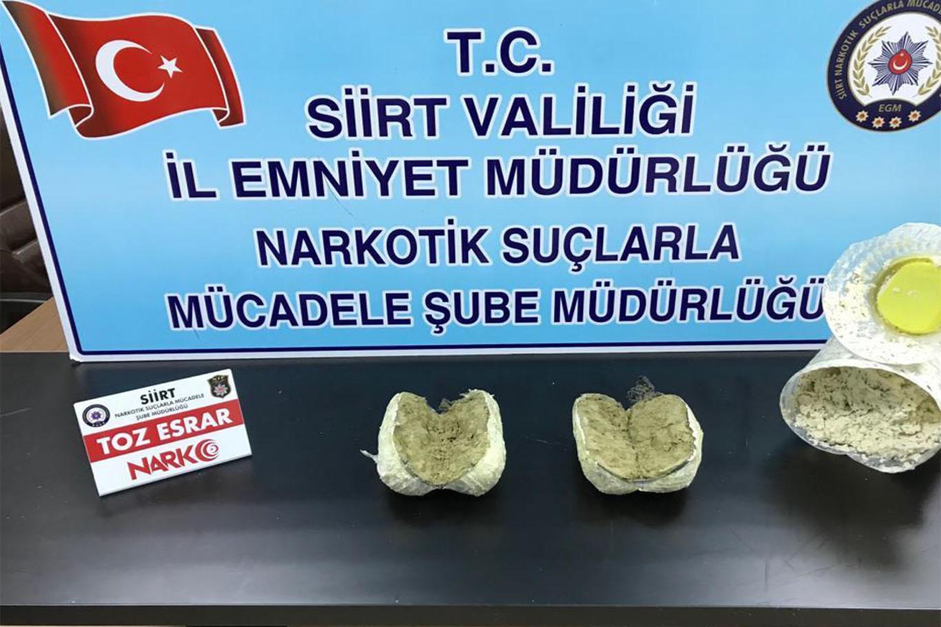 Peynir bidonuna gizlenmiş esrar ele geçirildi Peynir bidonuna gizlenmiş esrar ele geçirildi